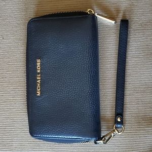 Michael Kors Wristlet Wallet
